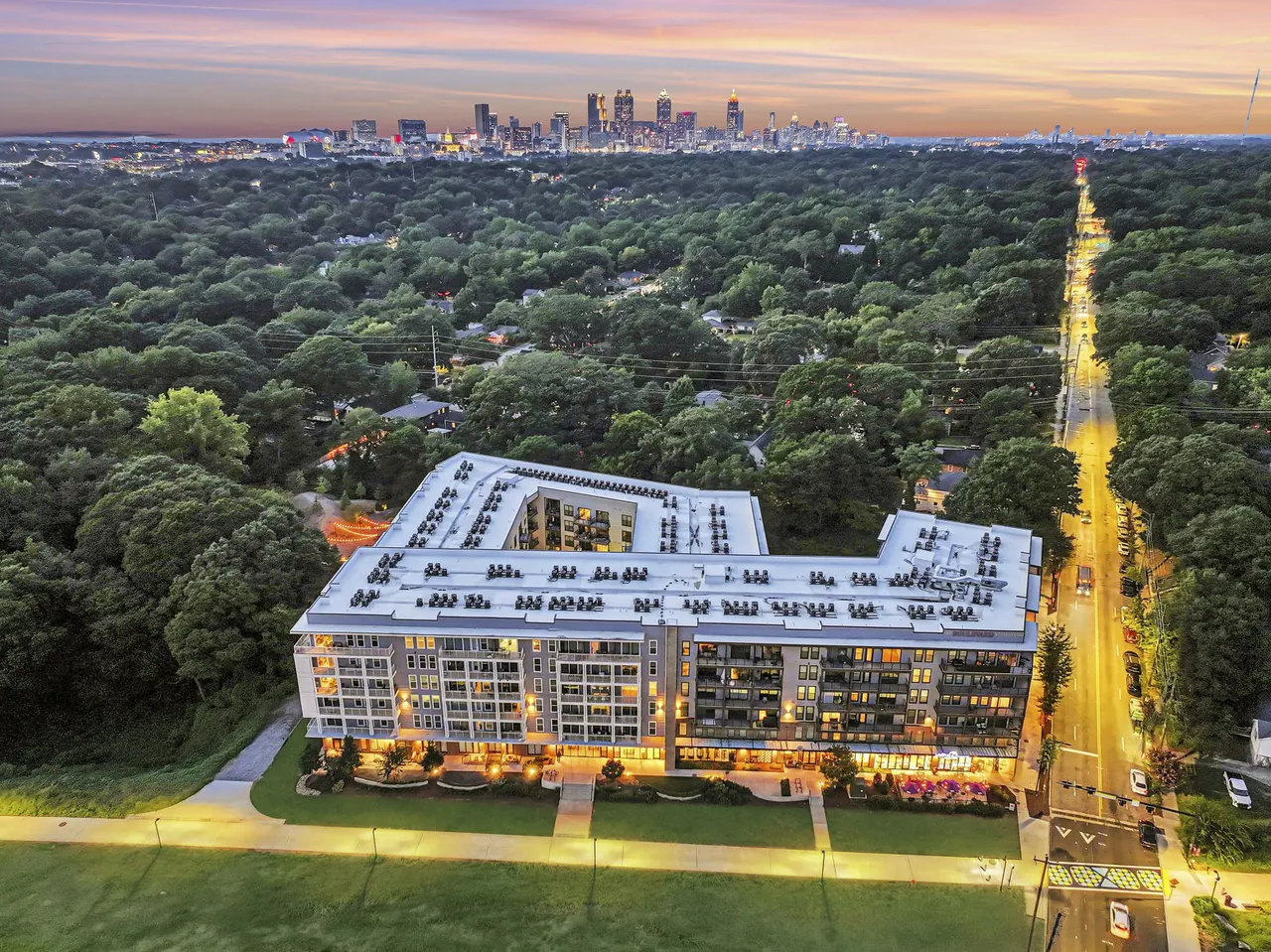 The Boulevard at Grant Park Apartments