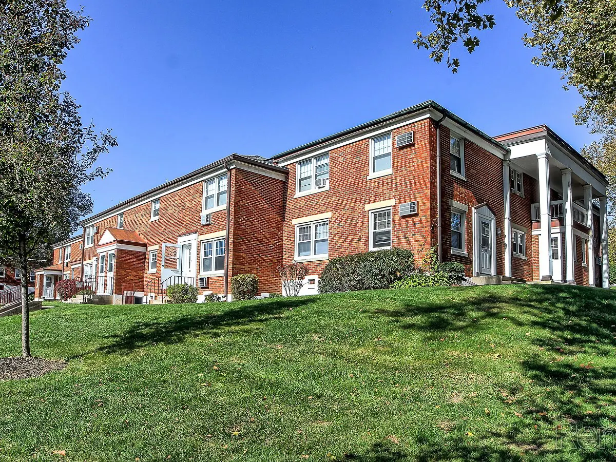Elmtowne Apartments
