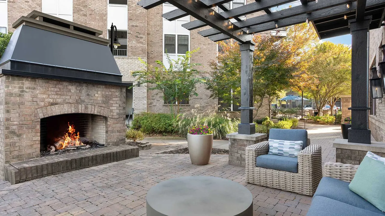 Cadence Cool Springs Apartments