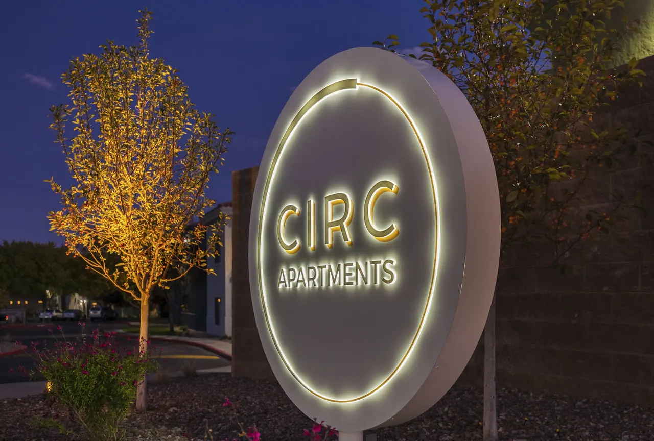 Ventana Canyon Apartments