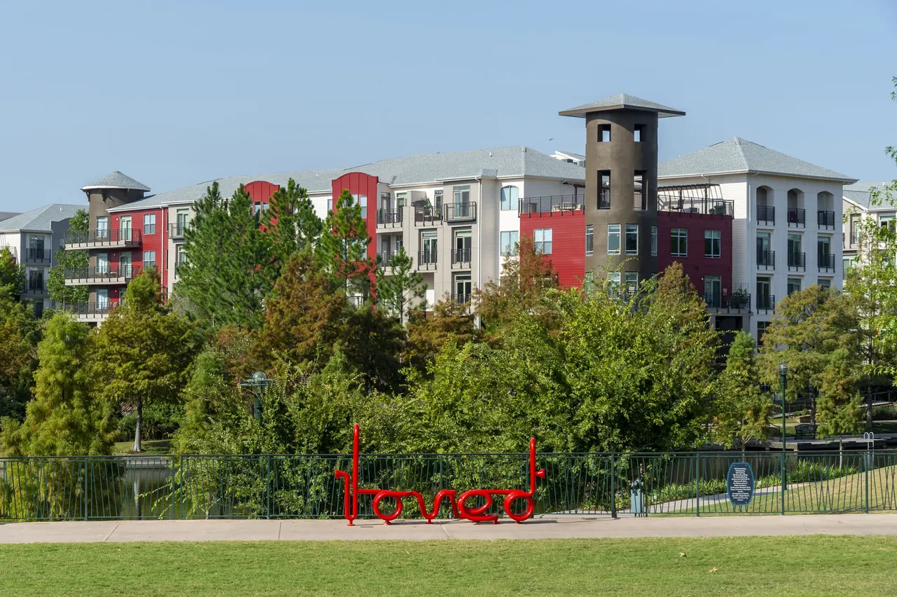 Boardwalk at Town Center Apartments