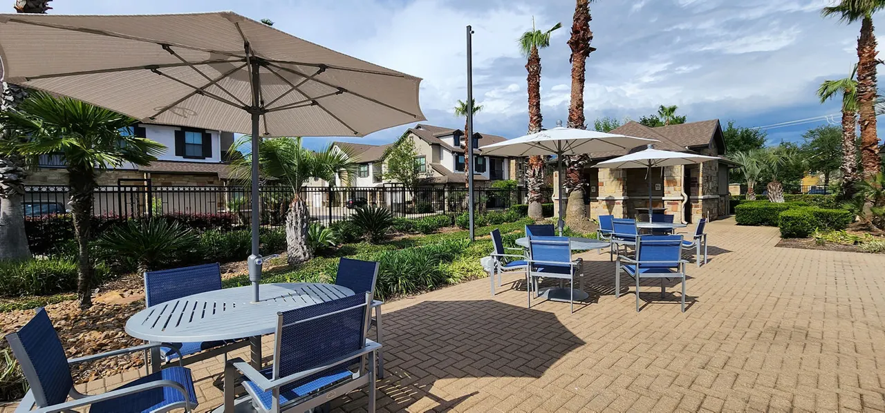 Grand Villas at Tuscan Lakes