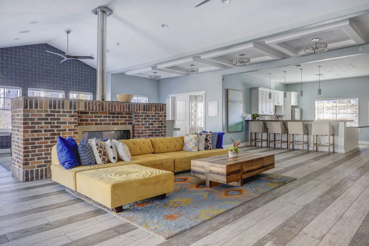 Rockledge at Quarry Bend Apartments