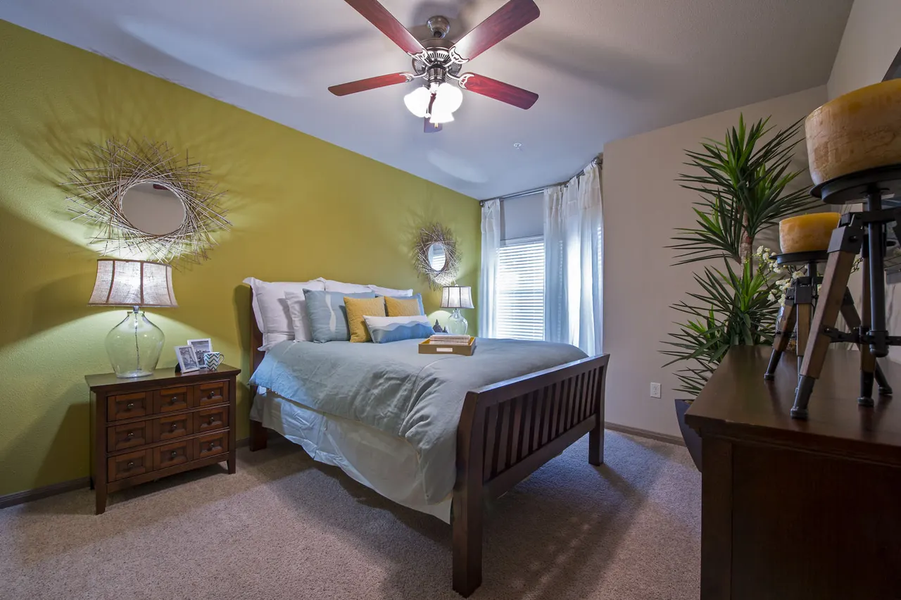 Montage at Cinco Ranch Apartments