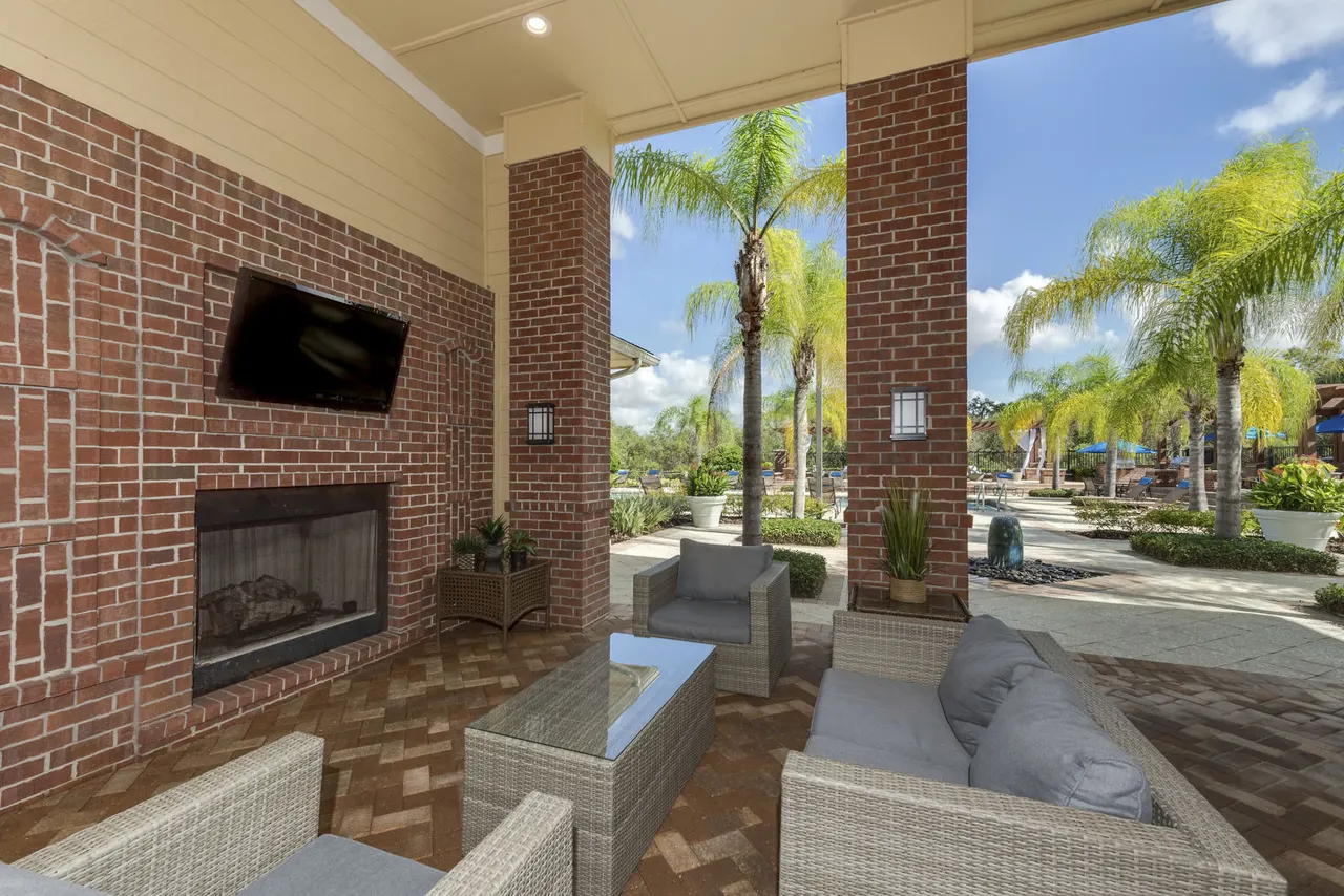 Town Center at Lakeside Village Apartments