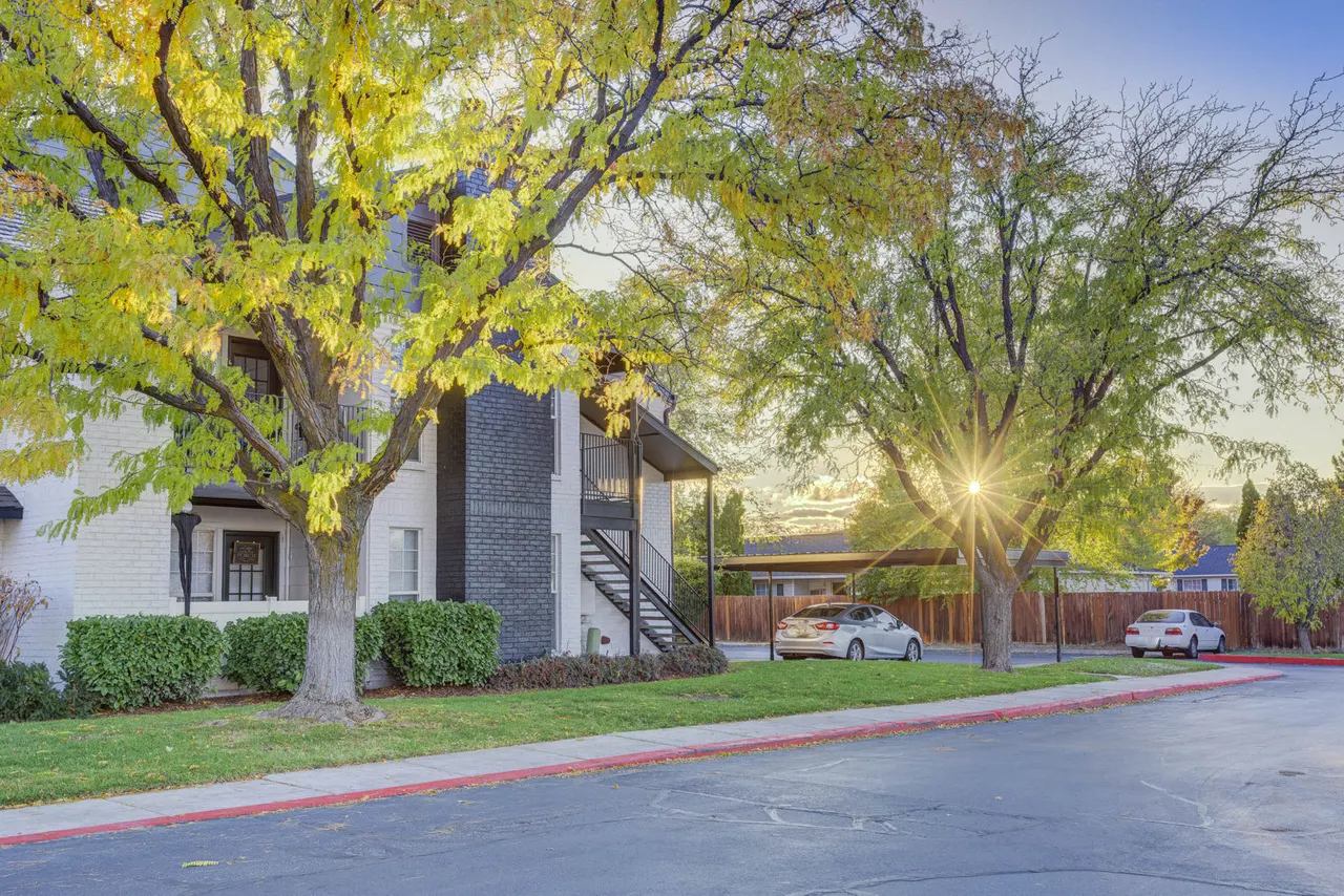 Riverbend Apartments