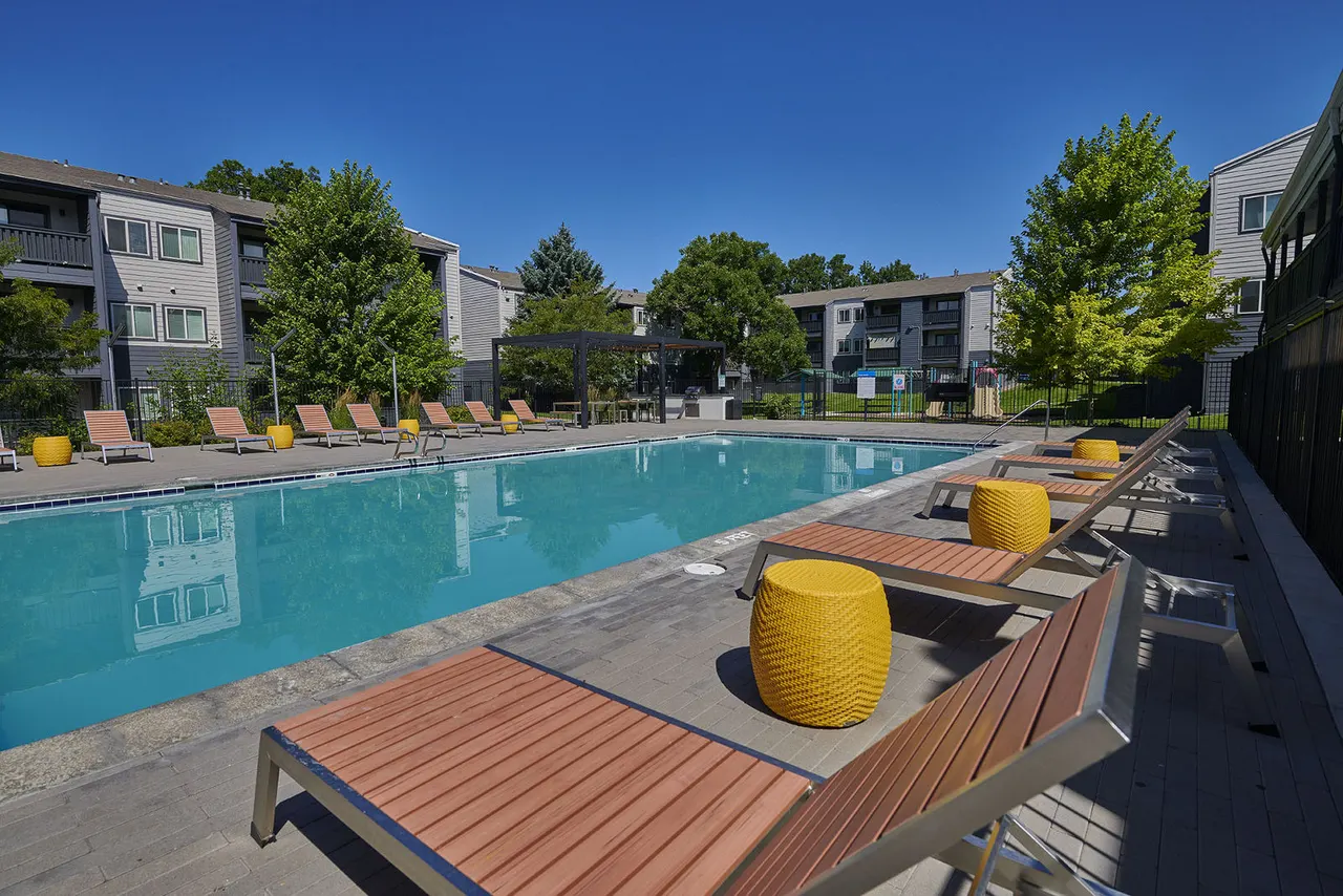 Park Place at 92nd Apartments