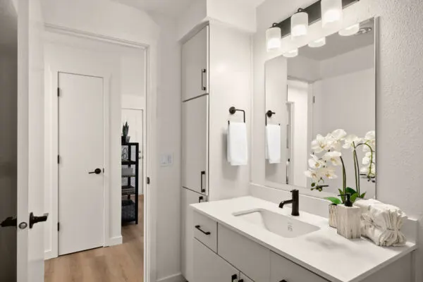Lark Apartments