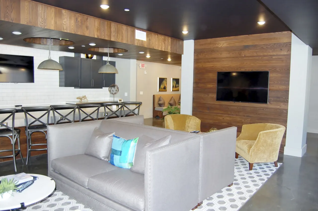5115 Park Place Apartments