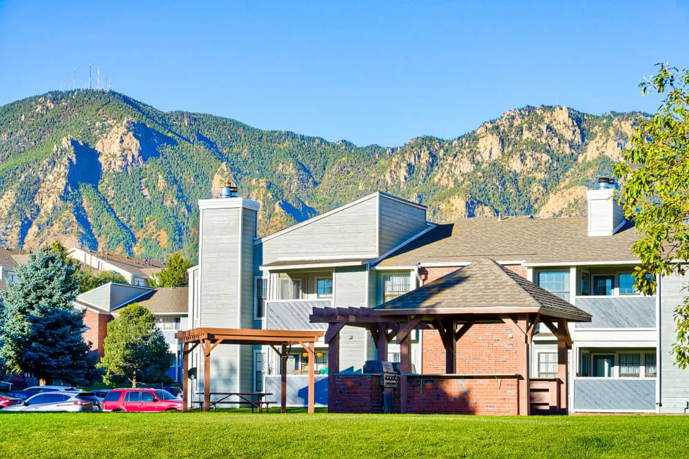 Mountain View Apartments