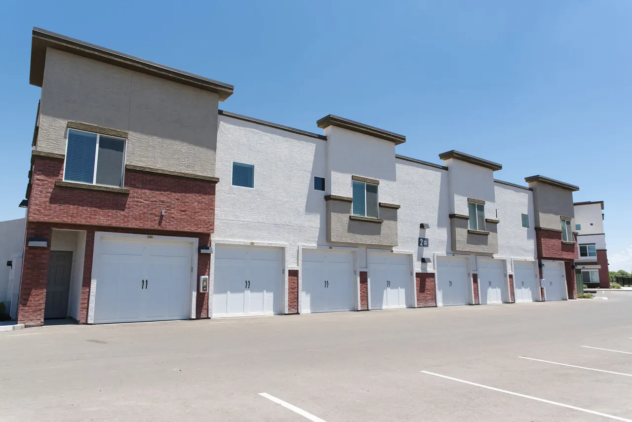 Cardinal 95 Apartments
