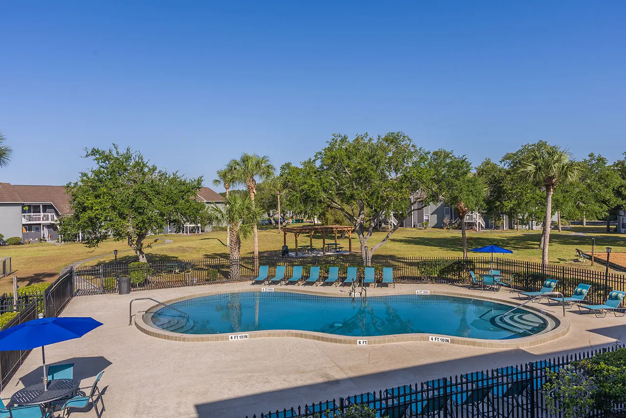Lake Pointe