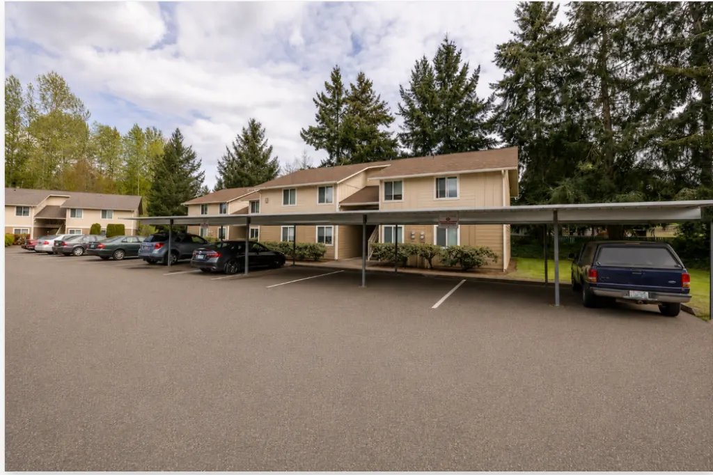 College Park Apartments