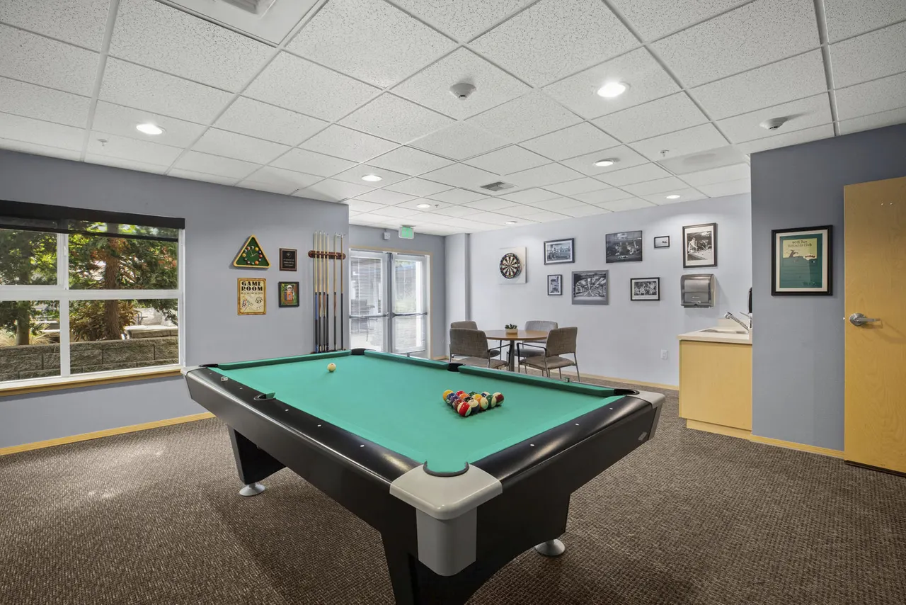 Lynnwood City Center Senior Living