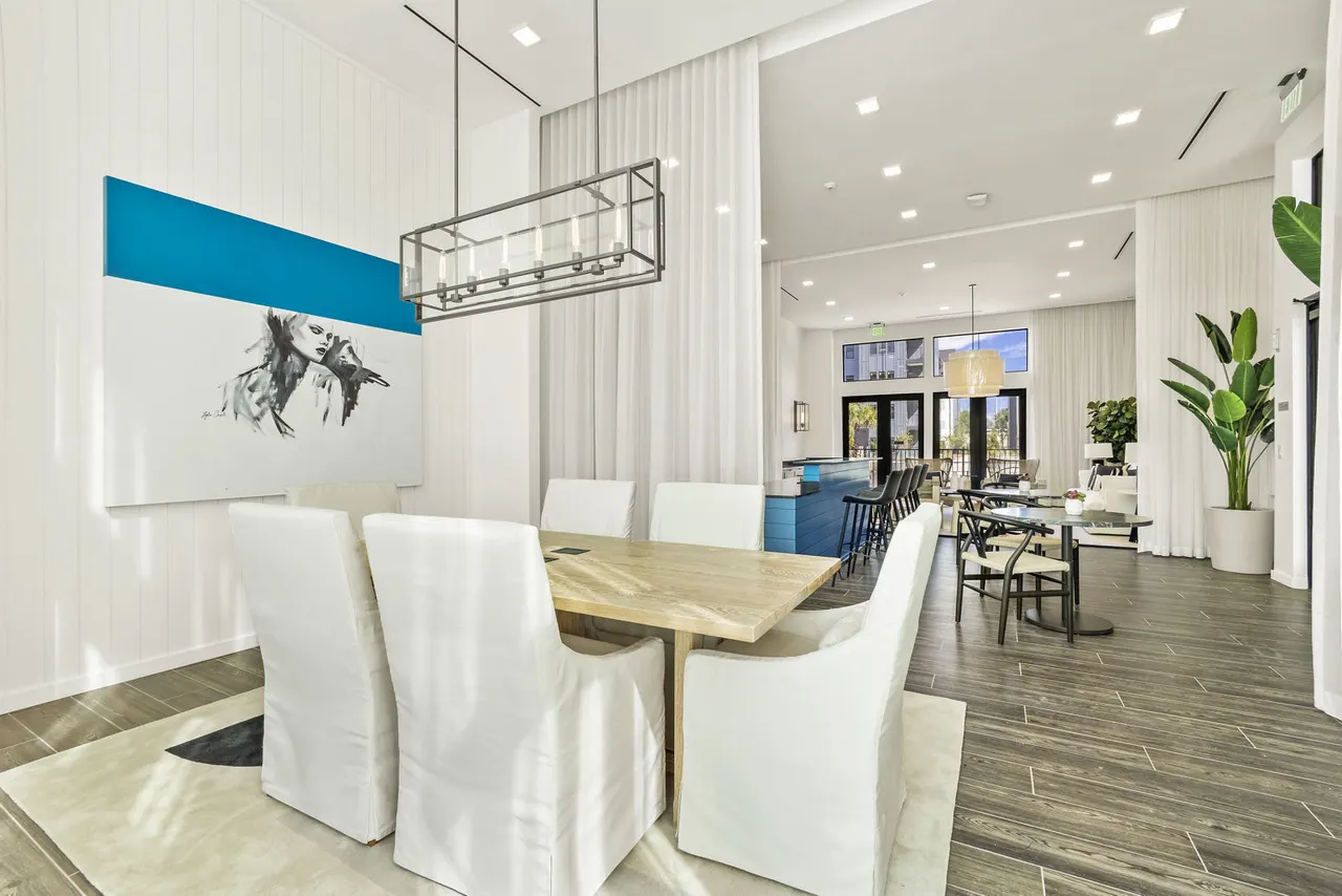 Azalea Luxury Apartments