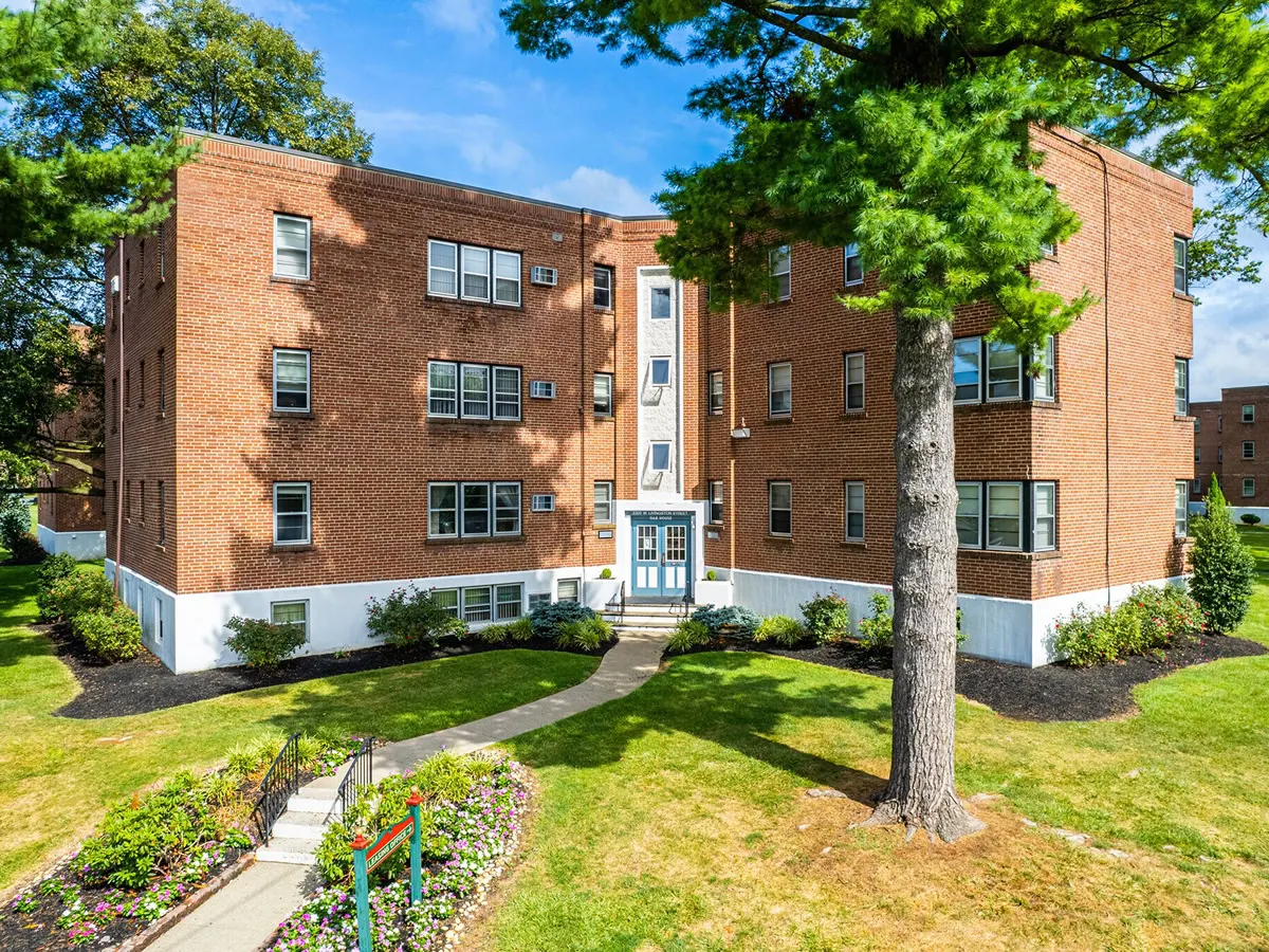 Tremont Apartments