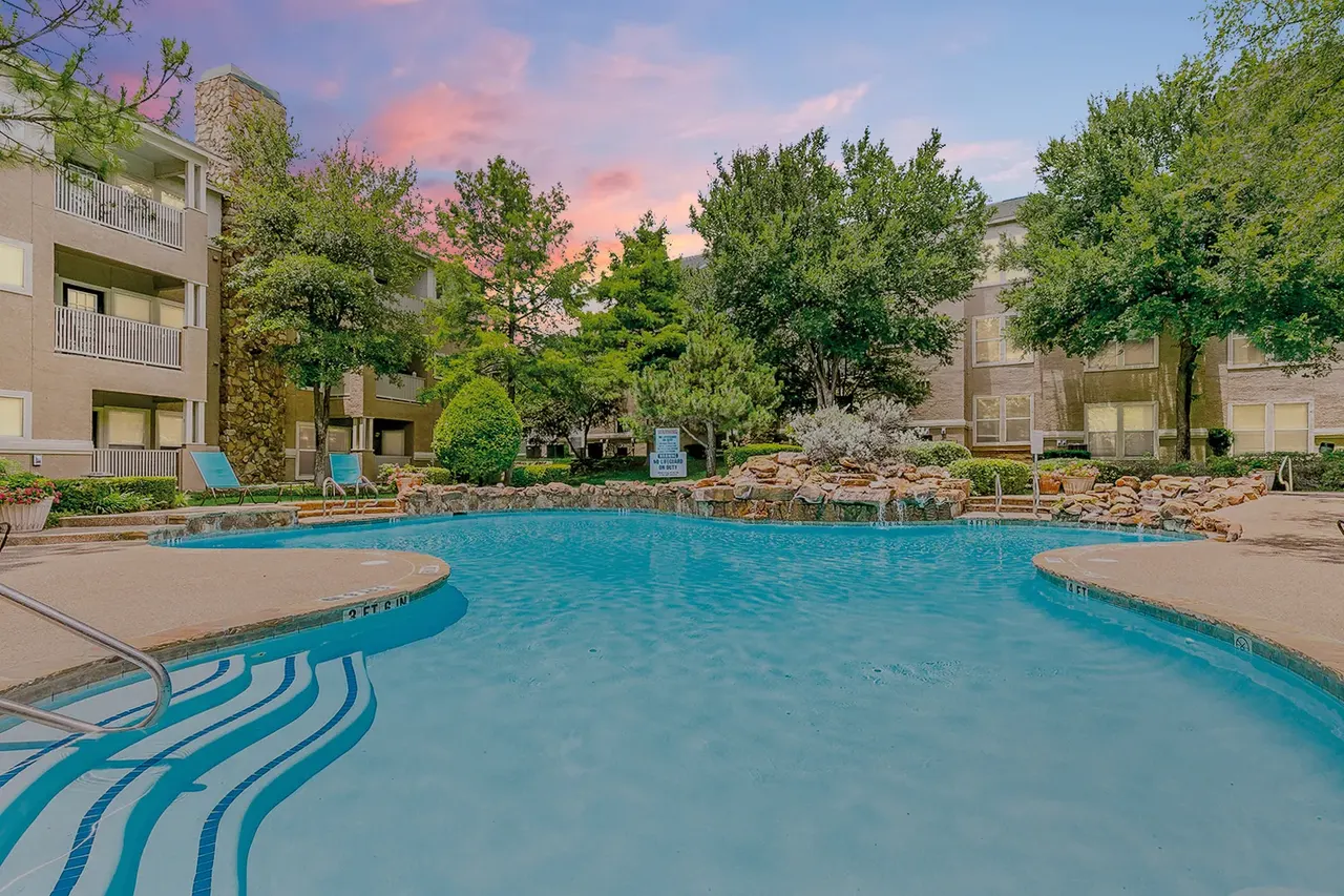 Oakmont of Bear Creek Apartments