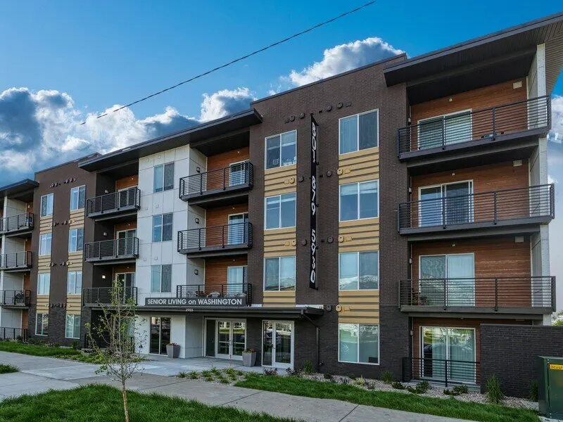 Senior Living on Washington