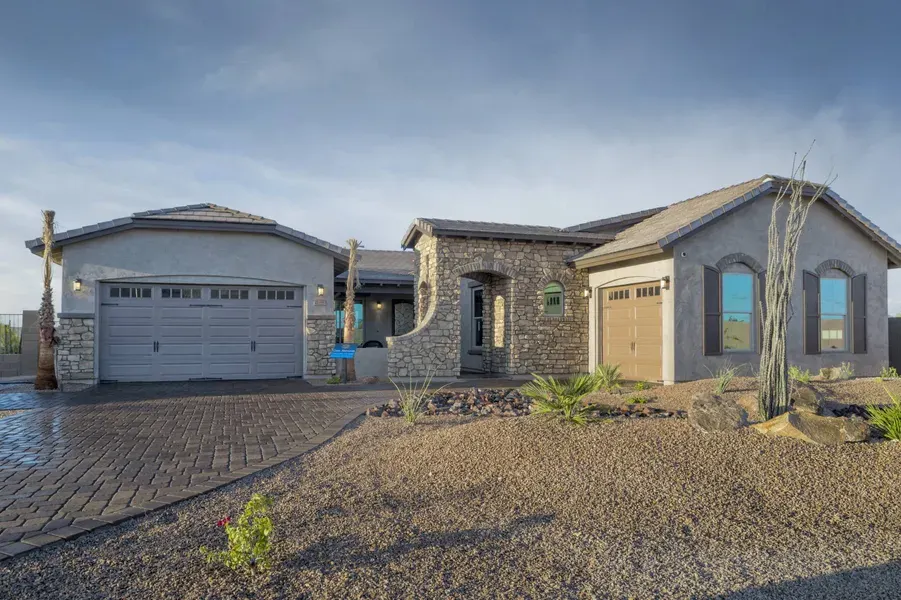 Elliot Home-The Park At Laveen