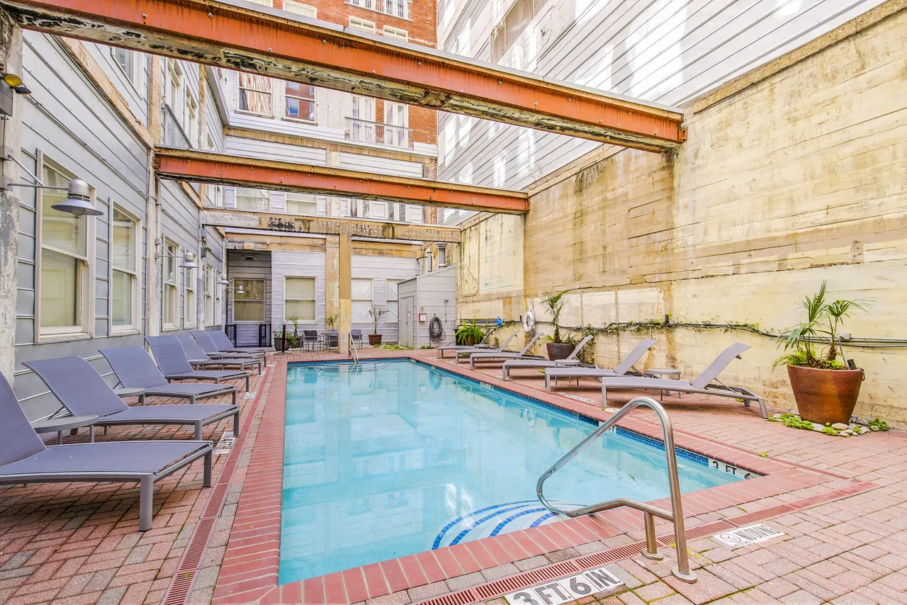 Interurban Building Apartments