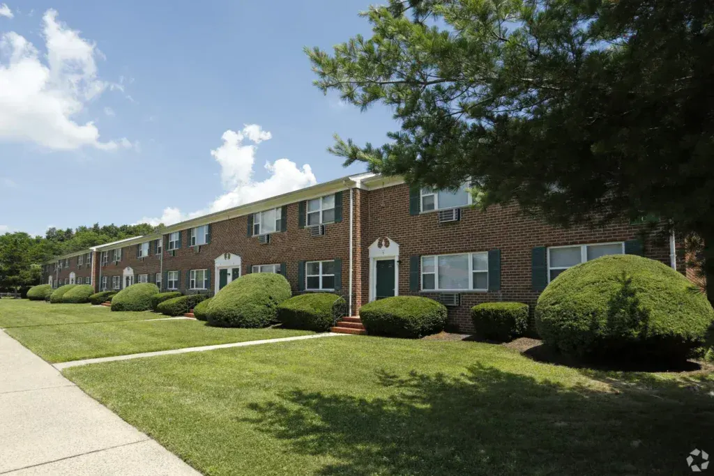 Riverview Crossings Apartments