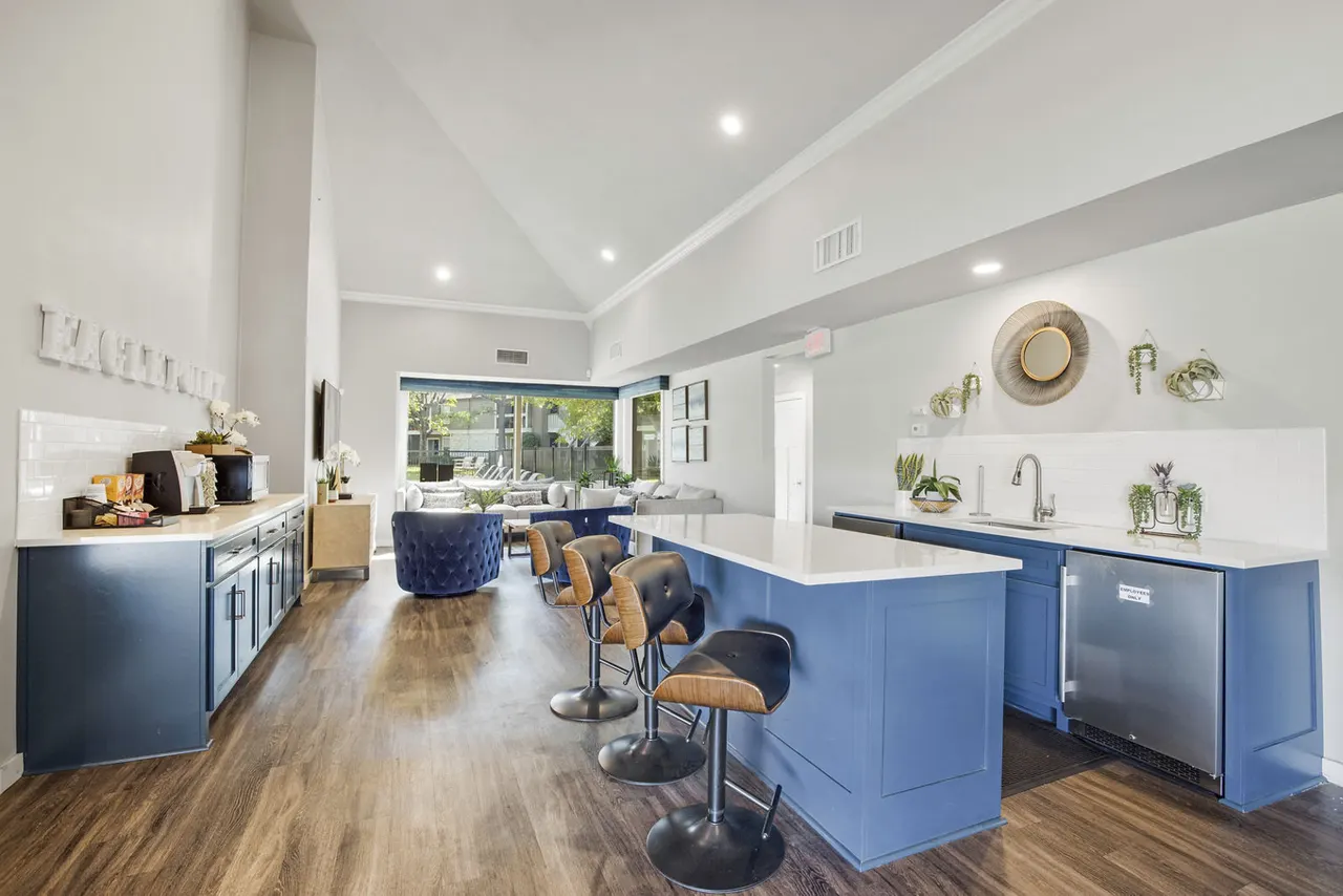 Eagle Point Apartments