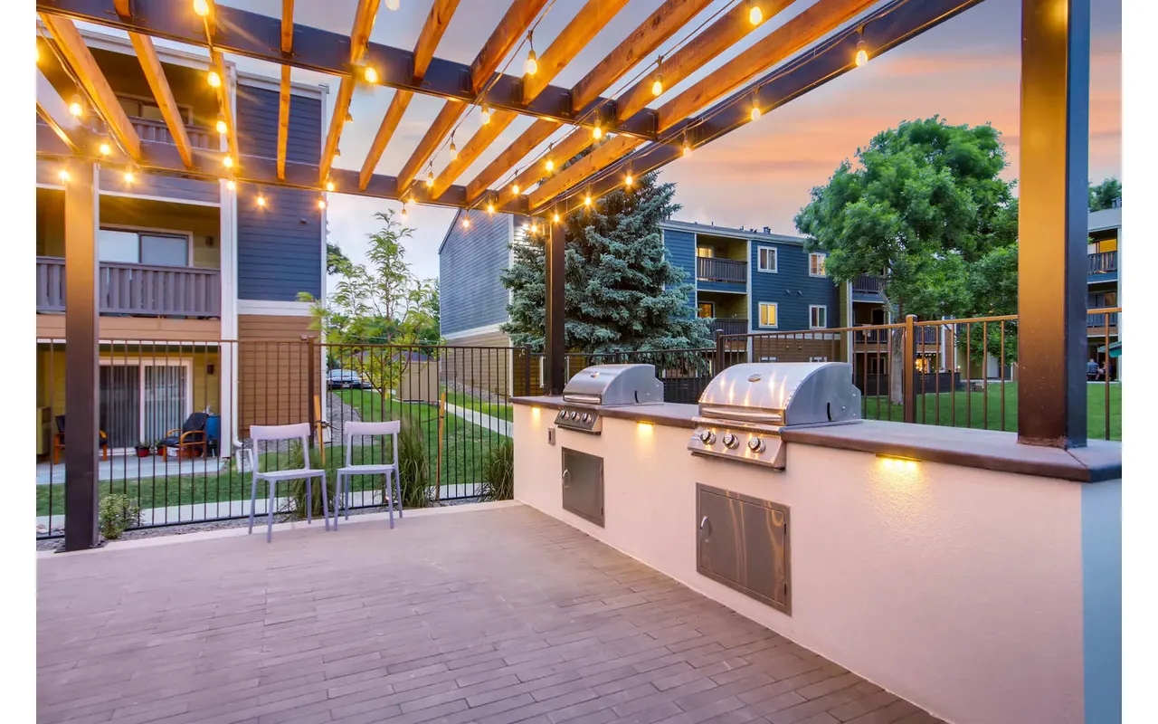 Park Place at 92nd Apartments