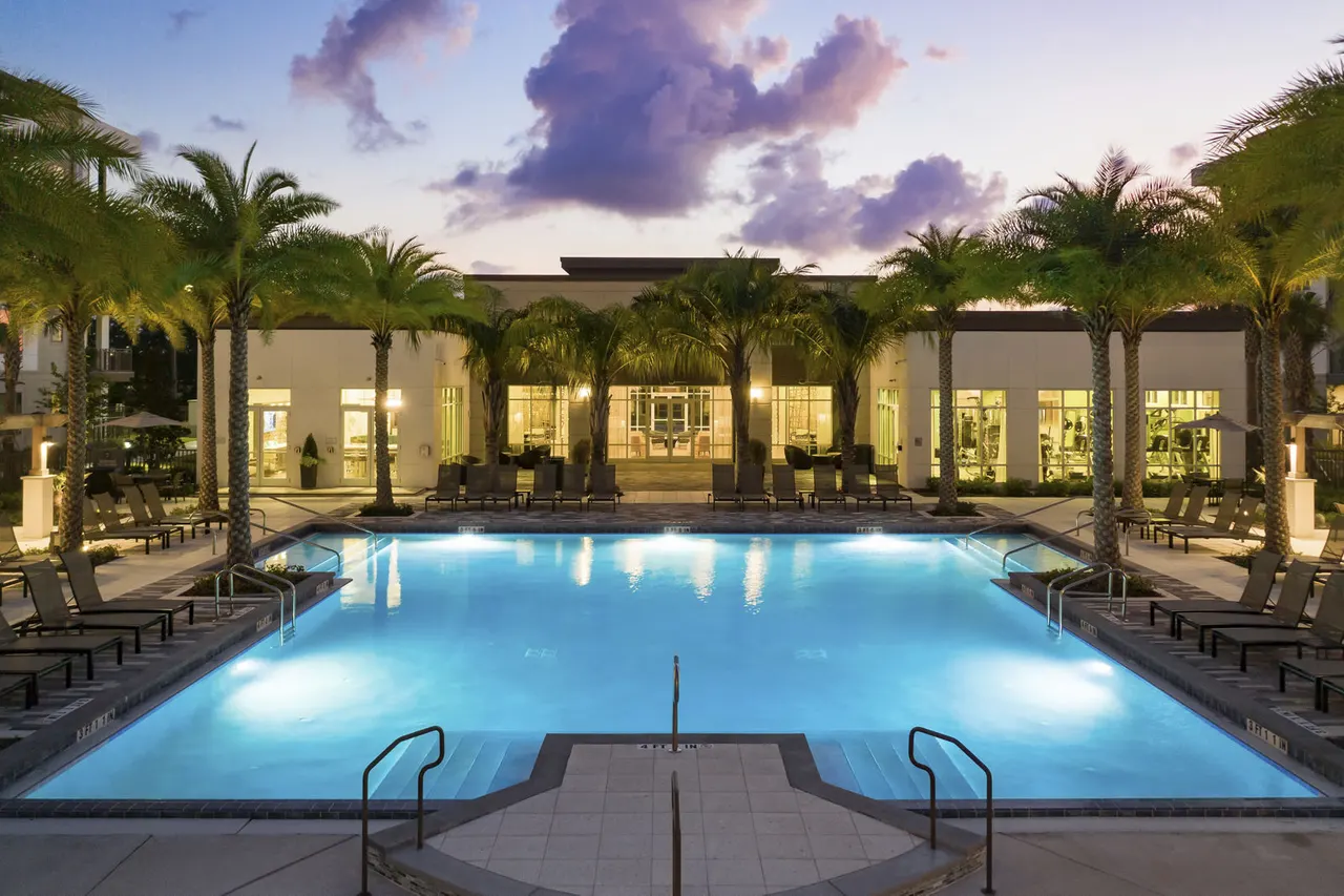 SUR Southside Quarter Apartments