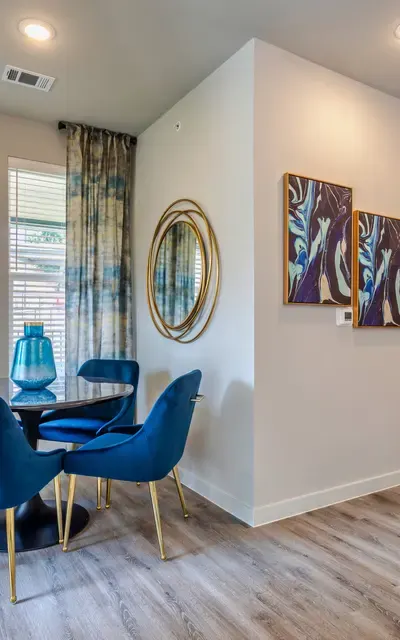 Neuhaus Lake Worth Apartments