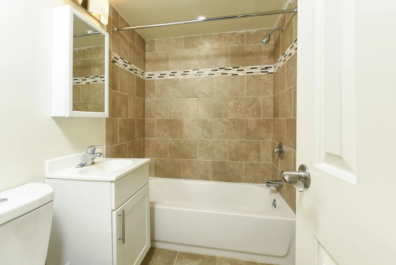 Hillcrest Apartments
