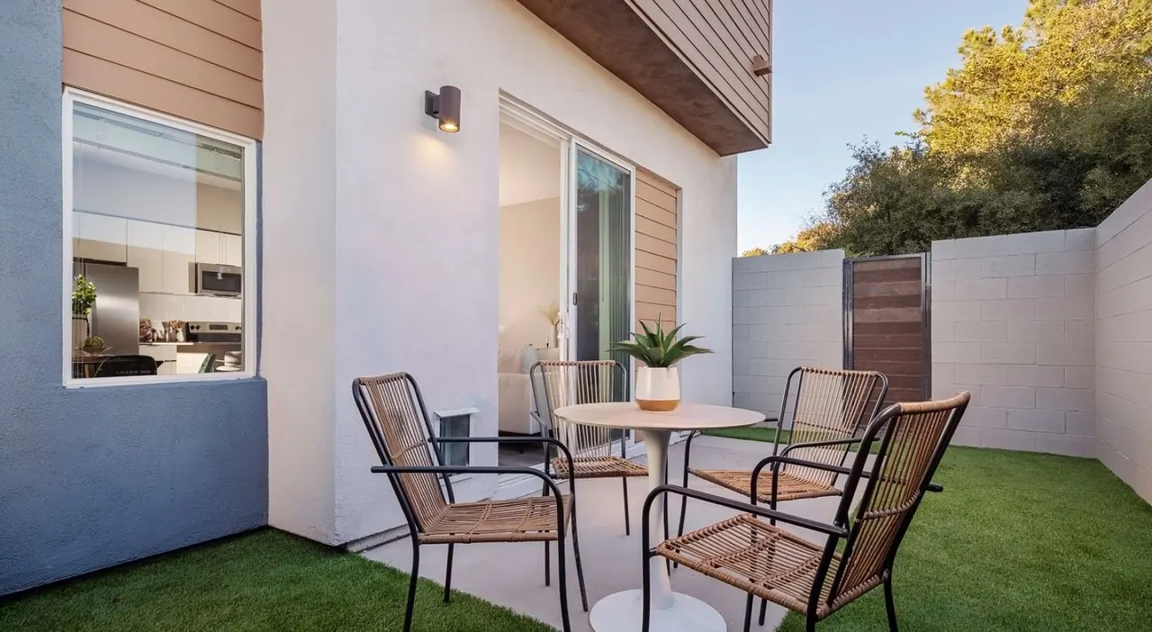The Prescott at Park West