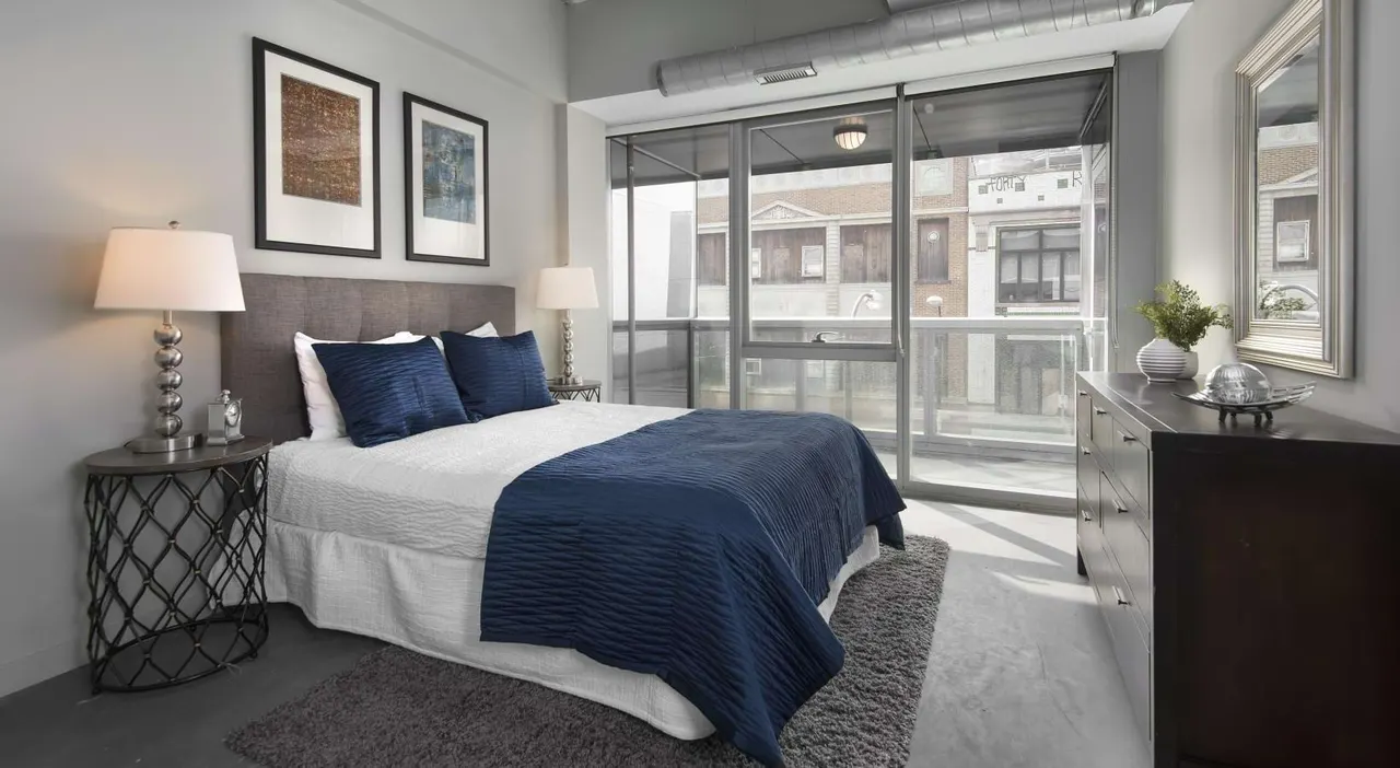 1241 N Milwaukee Apartments