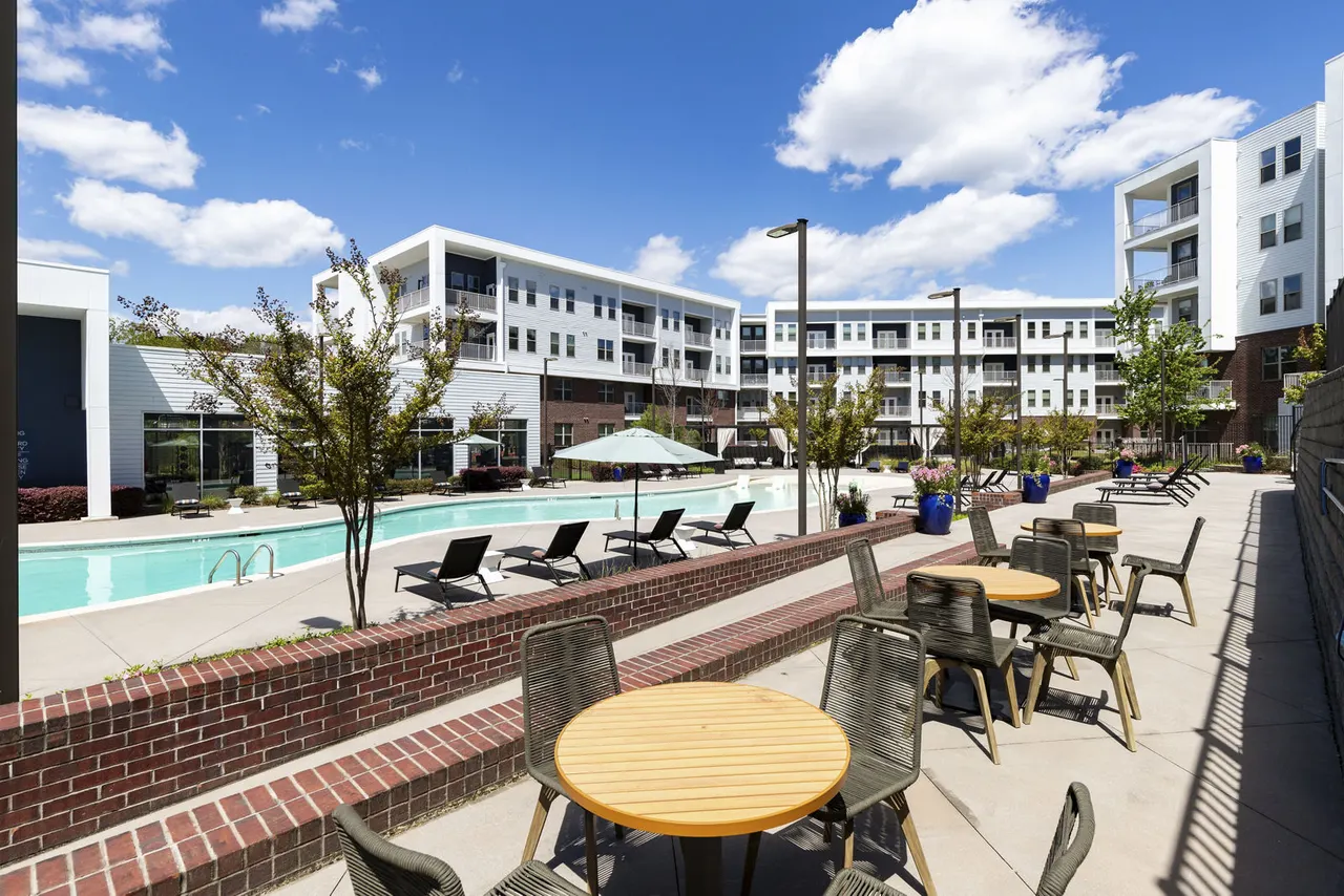 550 Northridge