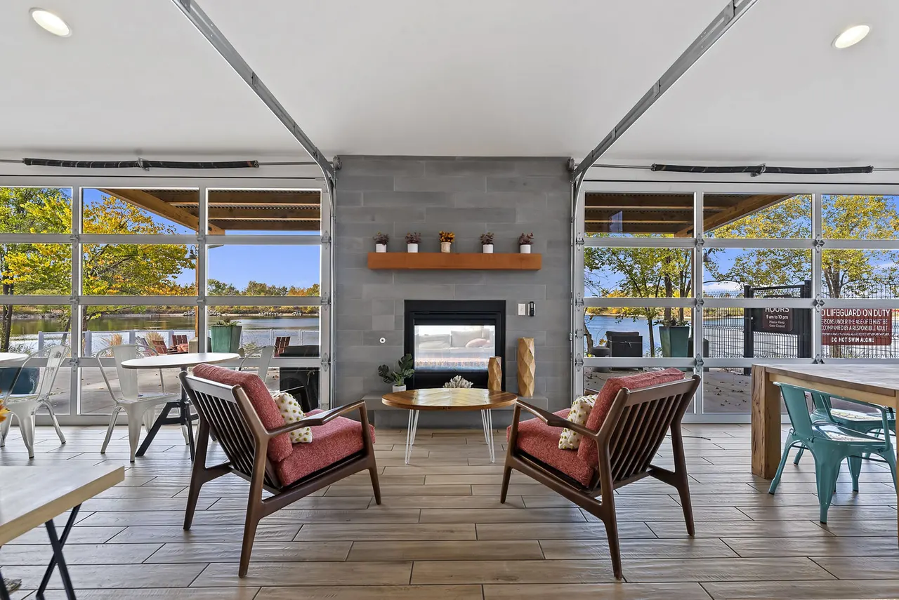 Whitewater Park Apartments
