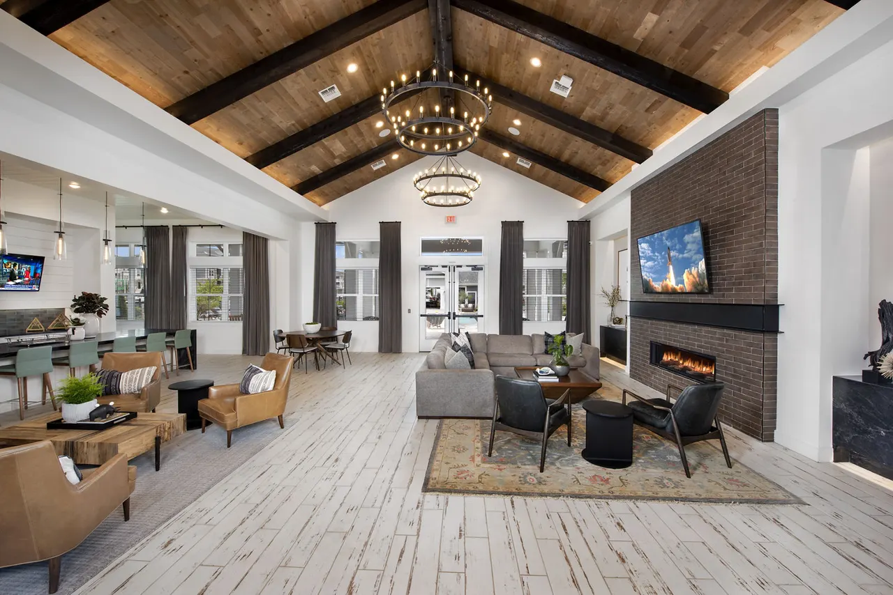 The Henry House at Clift Farm Apartments
