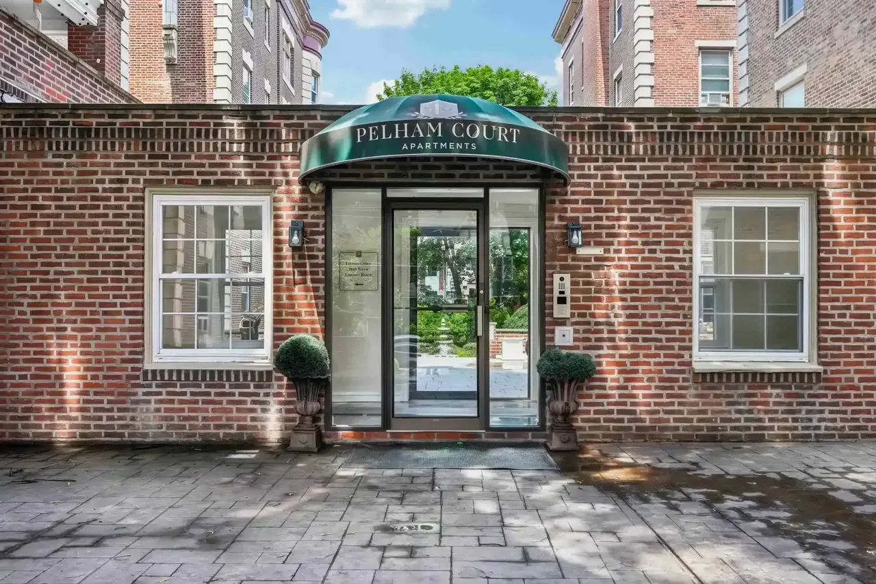 Pelham Court