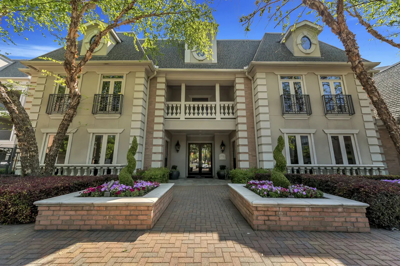 Renaissance at Preston Hollow