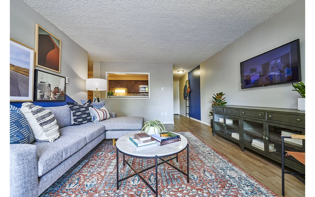 The Lodge Apartment Homes