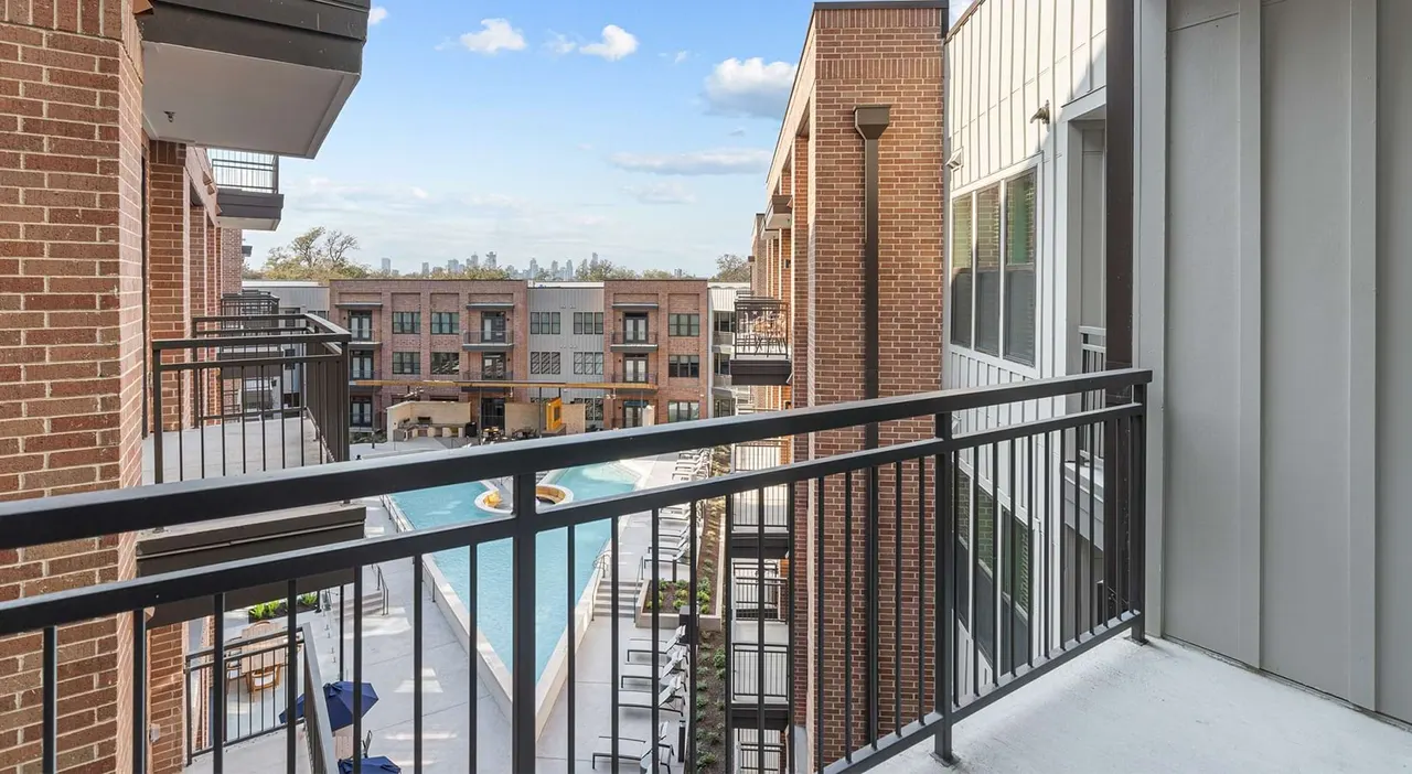 Eastpoint Apartments