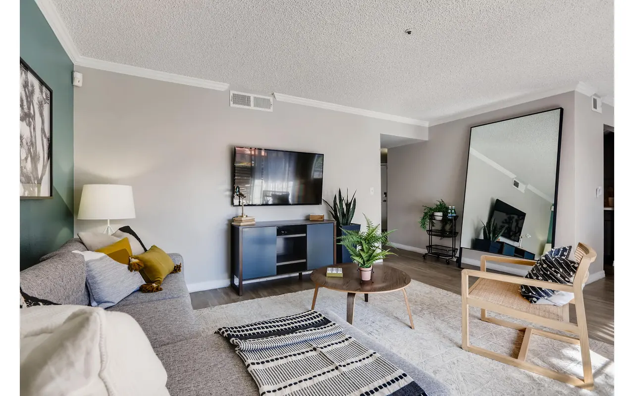 Chazal Scottsdale Apartments