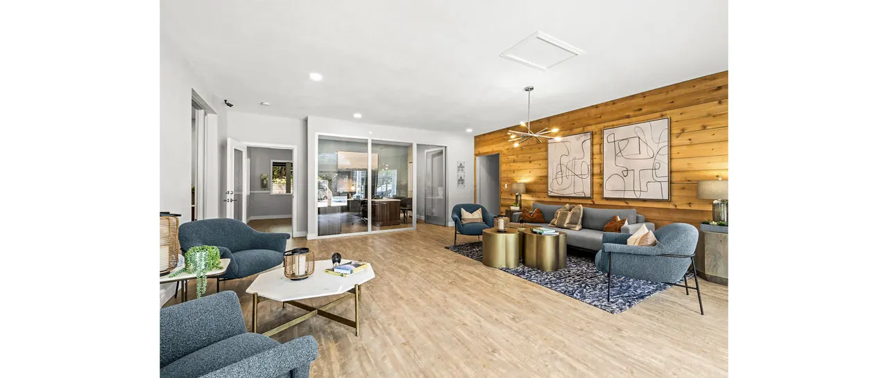 Chestnut Hills Apartments