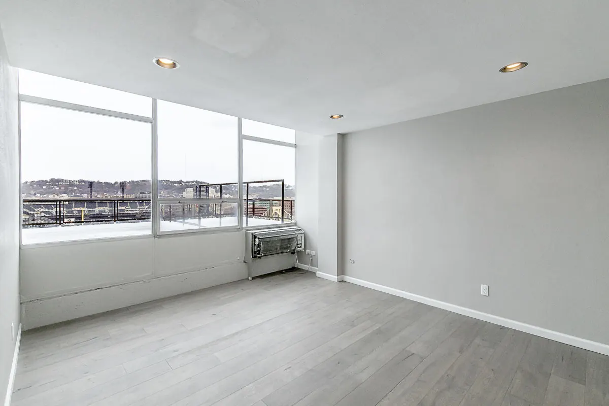 Stanwix Tower Apartments