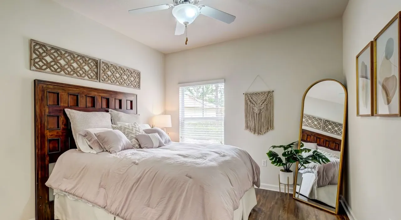 The Grand At Cypress Cove Apartments