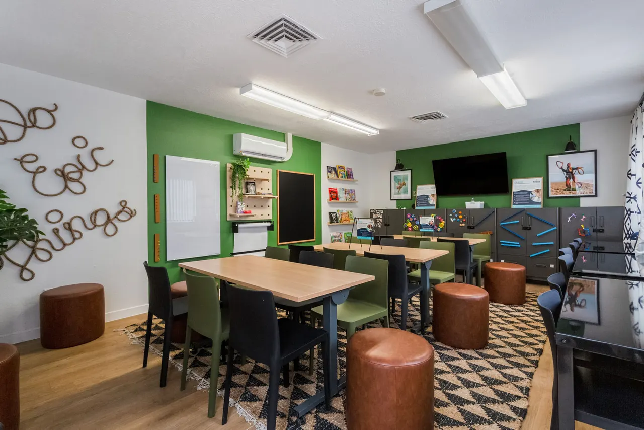 Alta Vista Apartments