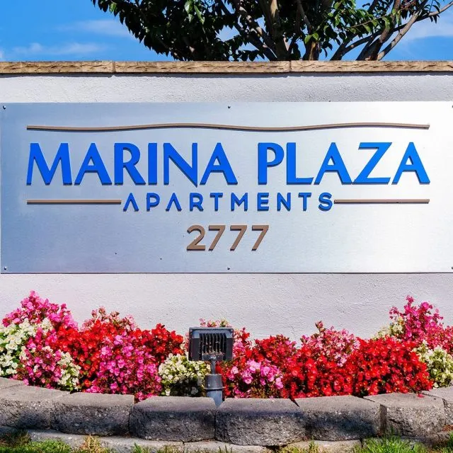 Marina Plaza Apartments