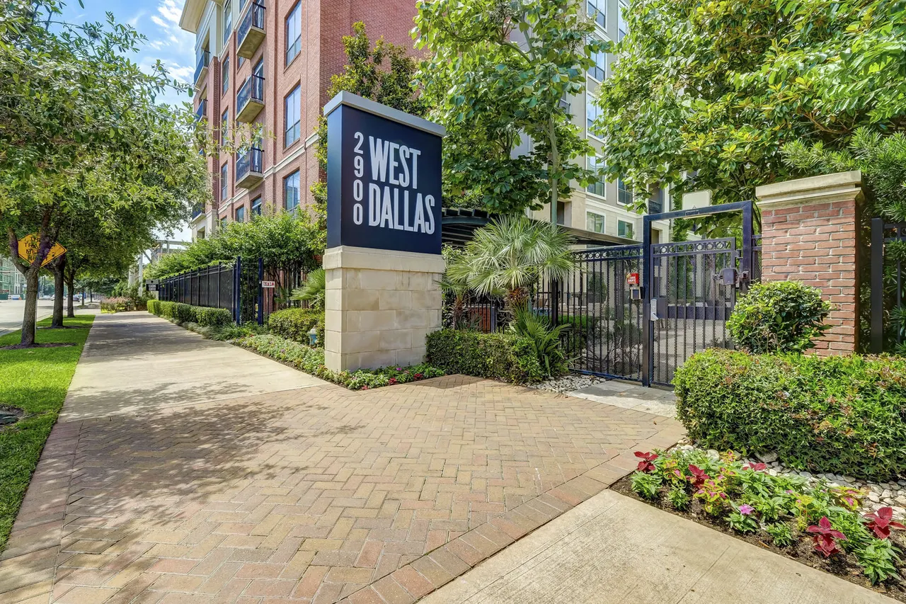 2900 West Dallas