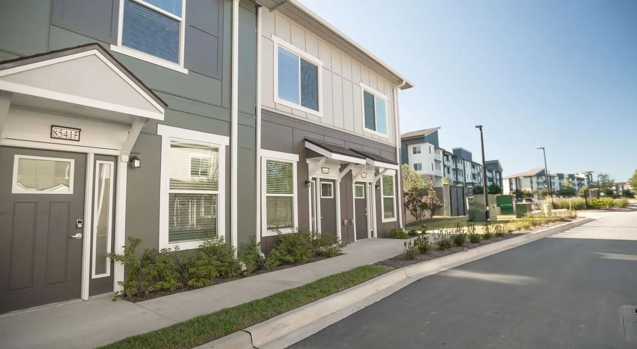 Evolve Apartments