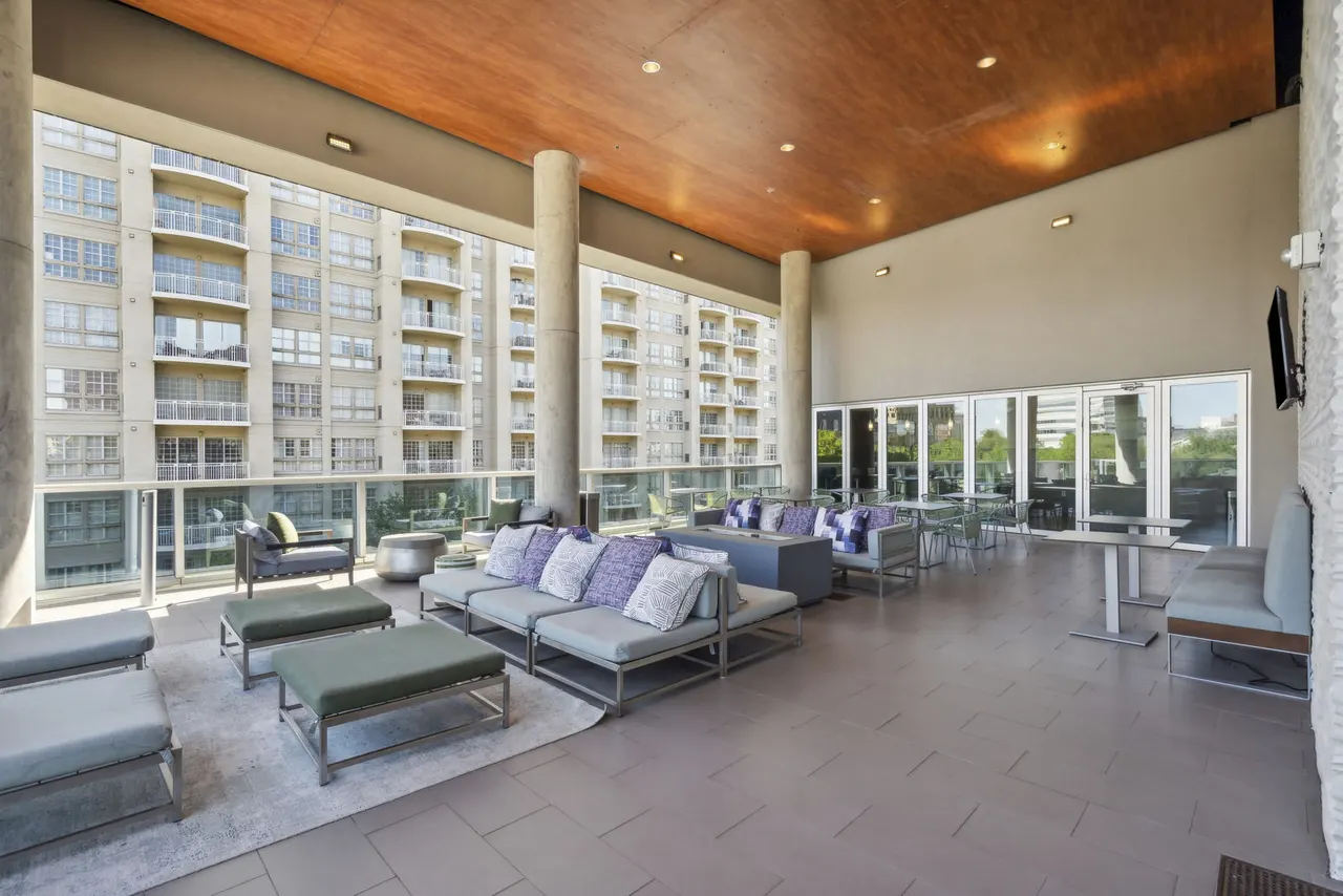 Gallery at Turtle Creek Apartments