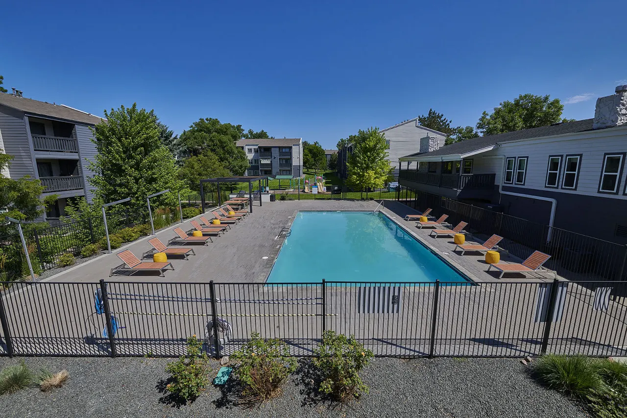 Park Place at 92nd Apartments