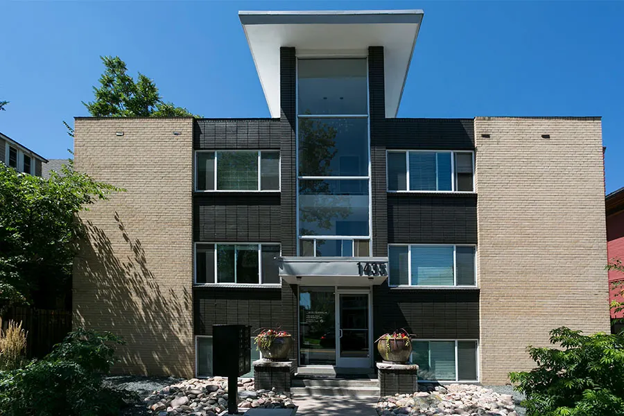 1435 Franklin
